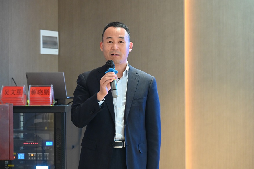 晉江市自來水公司常務副總經理、總工程師解曉鵬分享《晉江經驗》.JPG